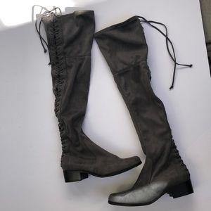 Charles David Ollie Laceup Boots size 6.5